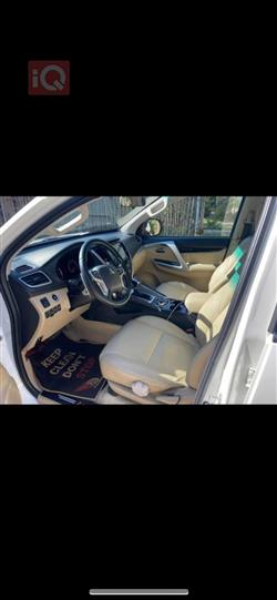 ميتسوبيشي باجيرو سبورت